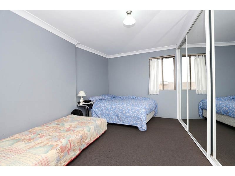 11/2-4 Fourth Avenue, Blacktown NSW 2148