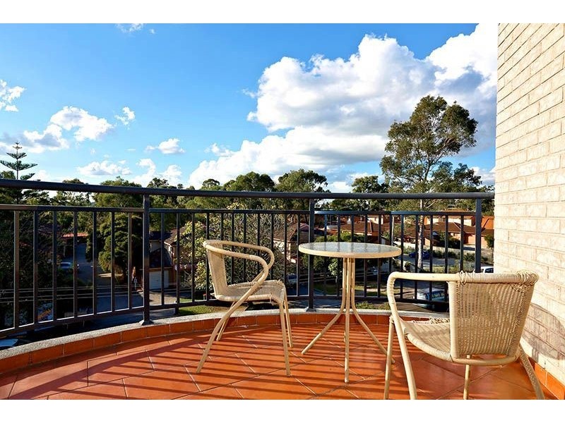 30/30-32 Fifth Avenue, Blacktown NSW 2148