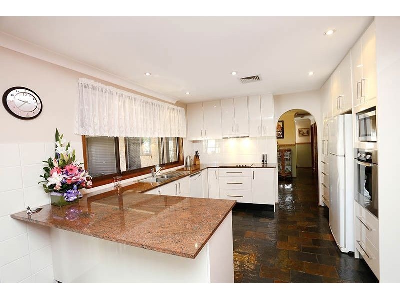 3 Seattle Close, St Clair NSW 2759