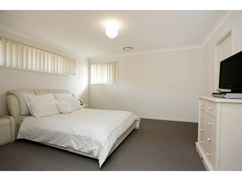 3 Pandorea Street, Claremont Meadows NSW 2747