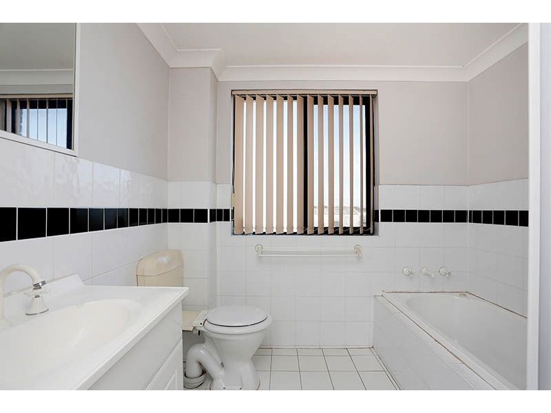 6/32 Fourth Avenue, Blacktown NSW 2148