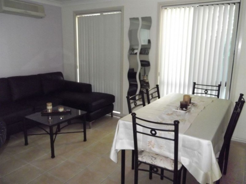 2/31 Blenheim Avenue, Rooty Hill NSW 2766