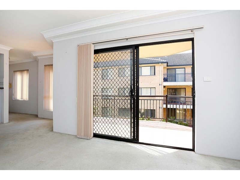 6/32 Fourth Avenue, Blacktown NSW 2148