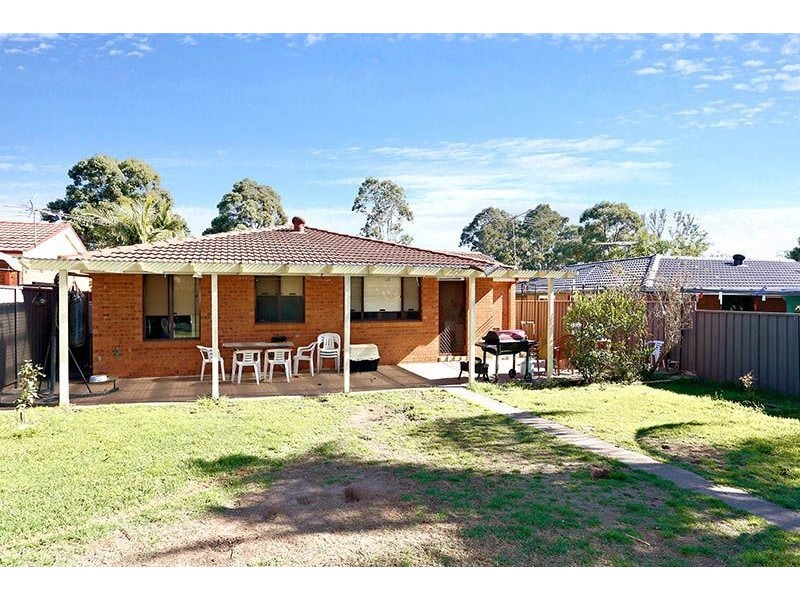 52 Buckwell Drive, Hassall Grove NSW 2761