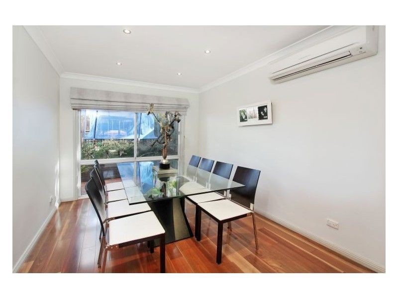 4 Upwey Street, Prospect NSW 2148