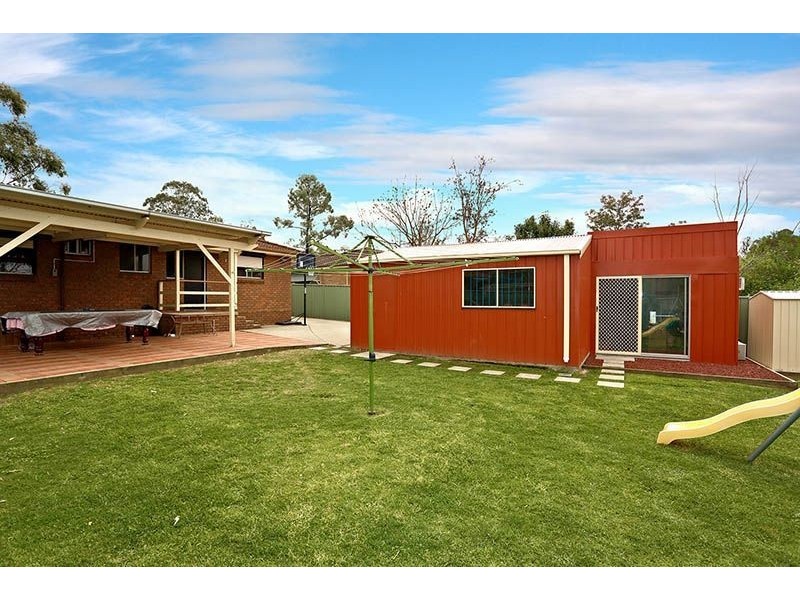 10 Mallory Street, Dean Park NSW 2761