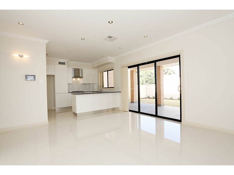 21b Balbeek Avenue, Blacktown NSW 2148