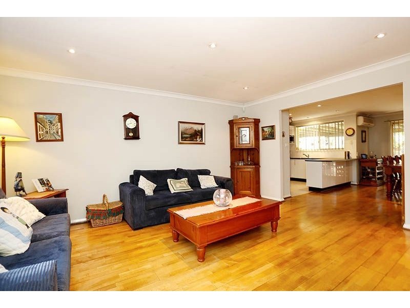 8 Amron Place, Acacia Gardens NSW 2763