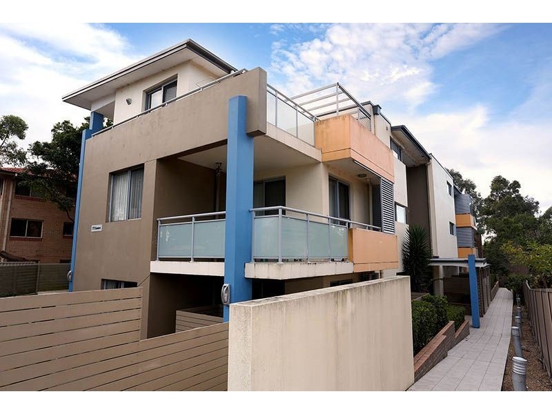 9/273 Dunmore Street, Pendle Hill NSW 2145