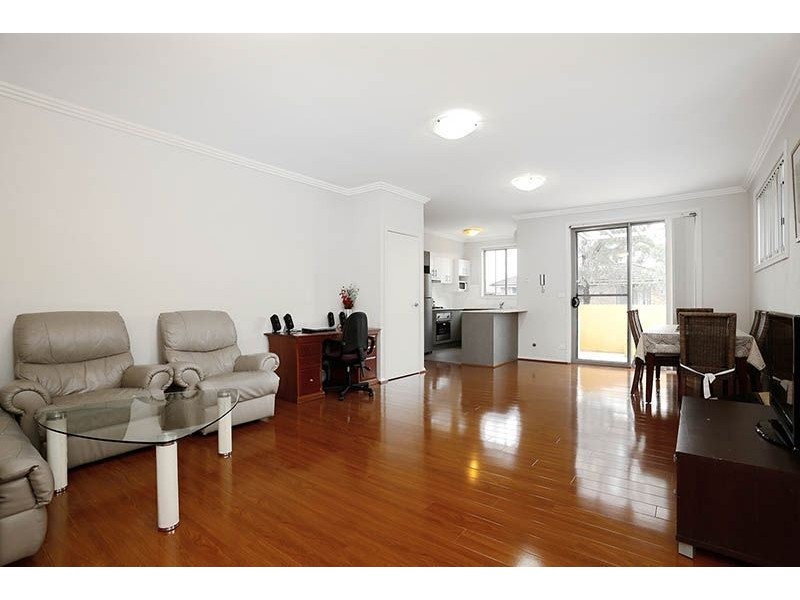 9/273 Dunmore Street, Pendle Hill NSW 2145