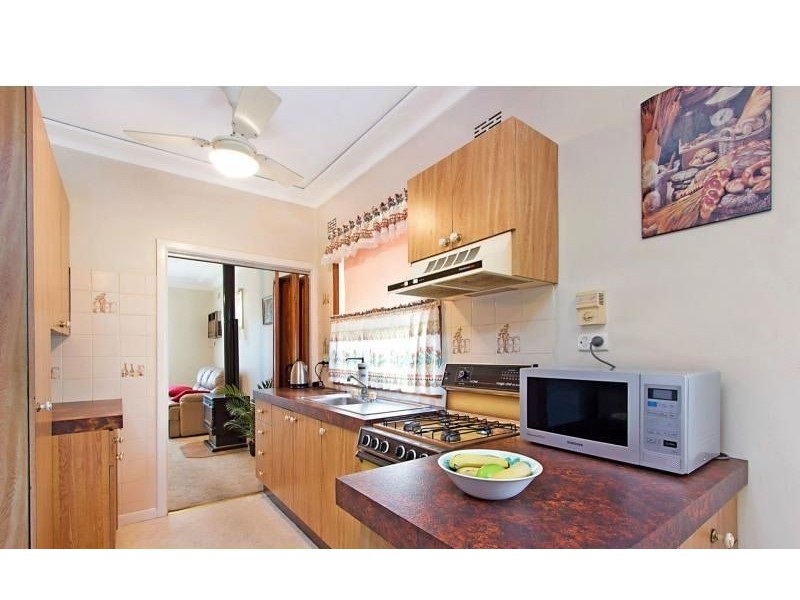 10 Chester Street, Blacktown NSW 2148