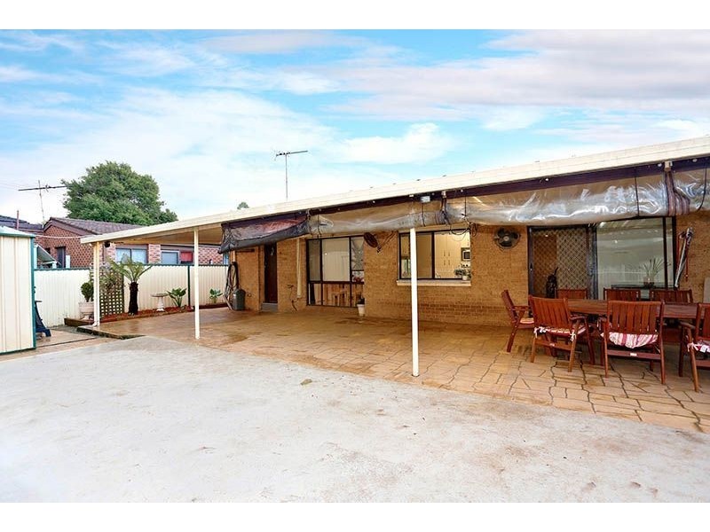 114 Ollier Crescent, Prospect NSW 2148