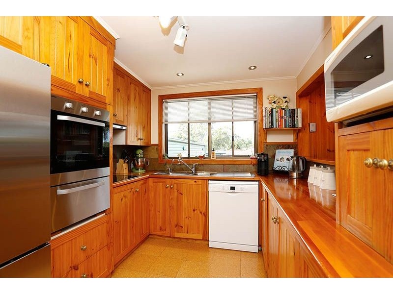 14 Stuart Mould Crescent, Lalor Park NSW 2147