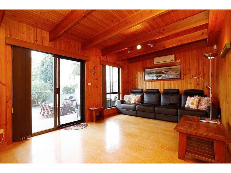 14 Stuart Mould Crescent, Lalor Park NSW 2147