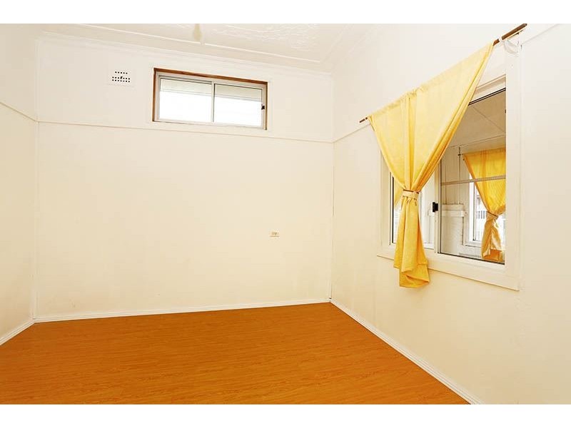 10 Sarsfield Street, Blacktown NSW 2148