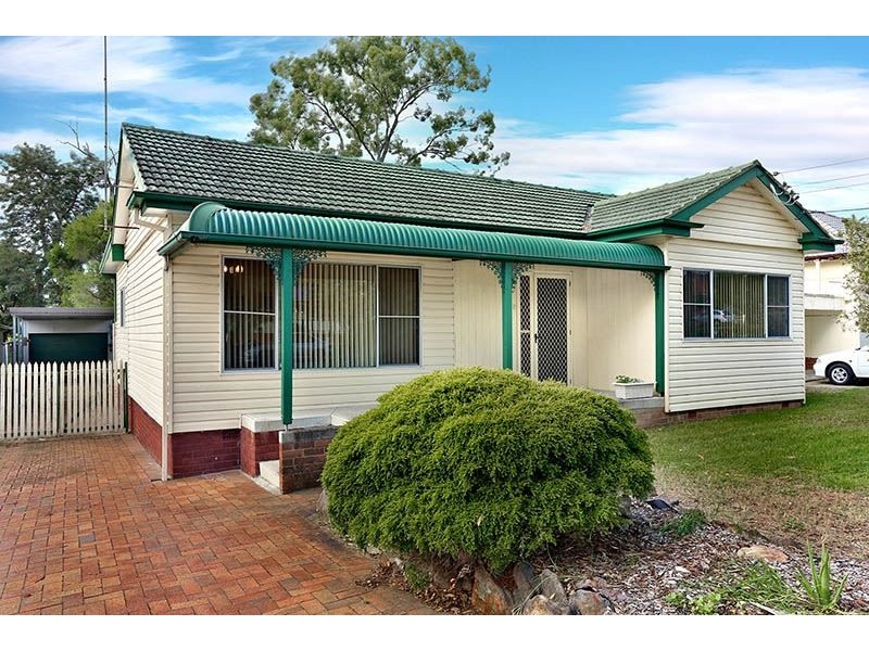 19 Tara Road, Blacktown NSW 2148