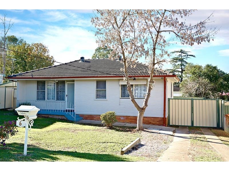 6 Robshaw Road, Marayong NSW 2148
