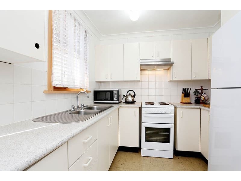 6 Robshaw Road, Marayong NSW 2148