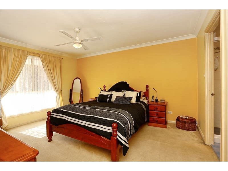 15 Flemming Grove, Doonside NSW 2767