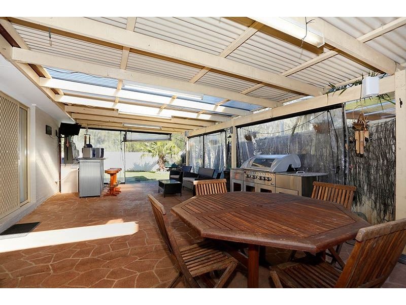 15 Flemming Grove, Doonside NSW 2767