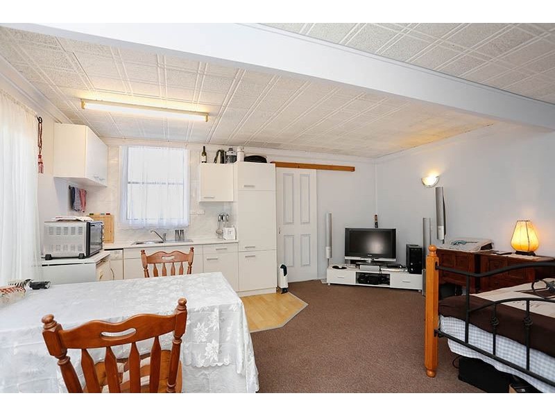 4 Springfield Avenue, Blacktown NSW 2148