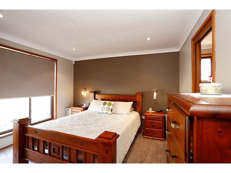 10 Wilma Place, Hassall Grove NSW 2761