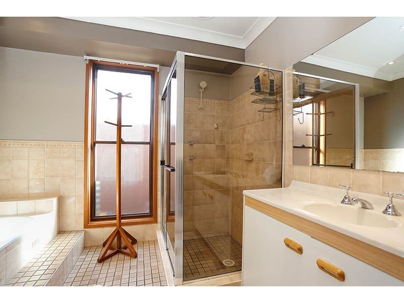 10 Wilma Place, Hassall Grove NSW 2761