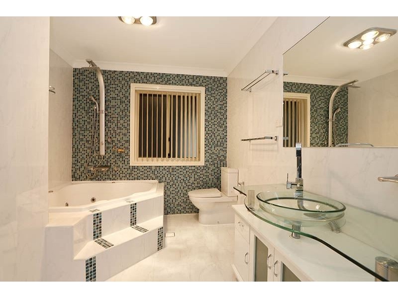 27 Gardenia Parade, Greystanes NSW 2145