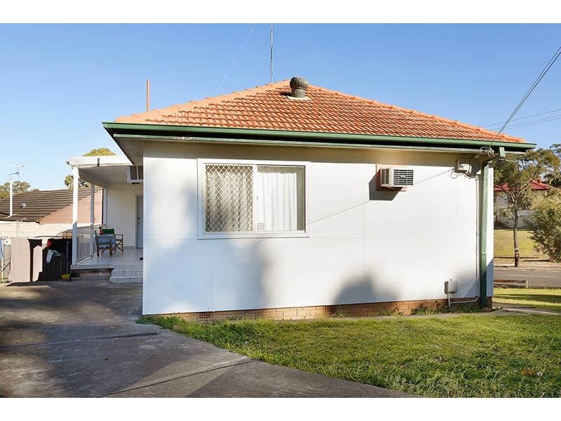 2 June Street, Seven Hills NSW 2147