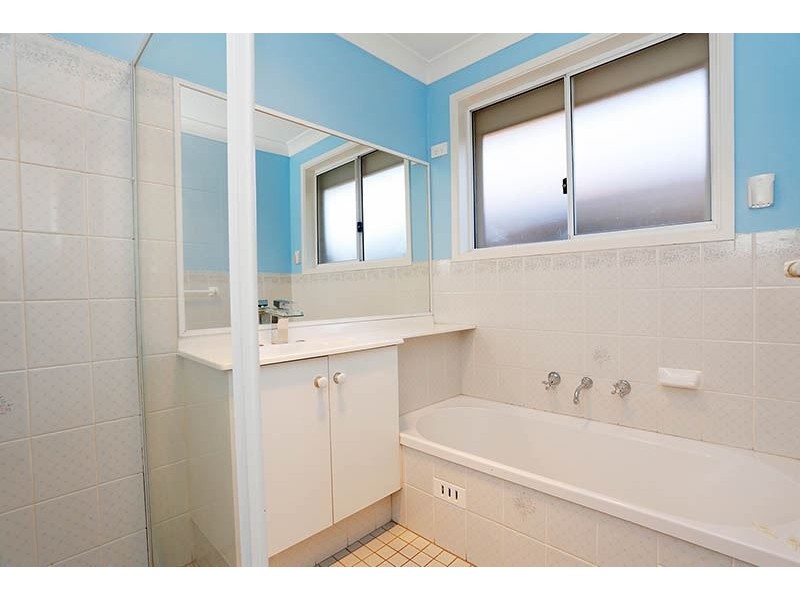 40 De Castella Drive, Blacktown NSW 2148