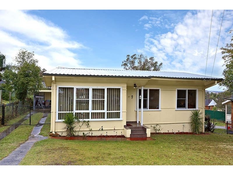 37 Freeman Street, Lalor Park NSW 2147