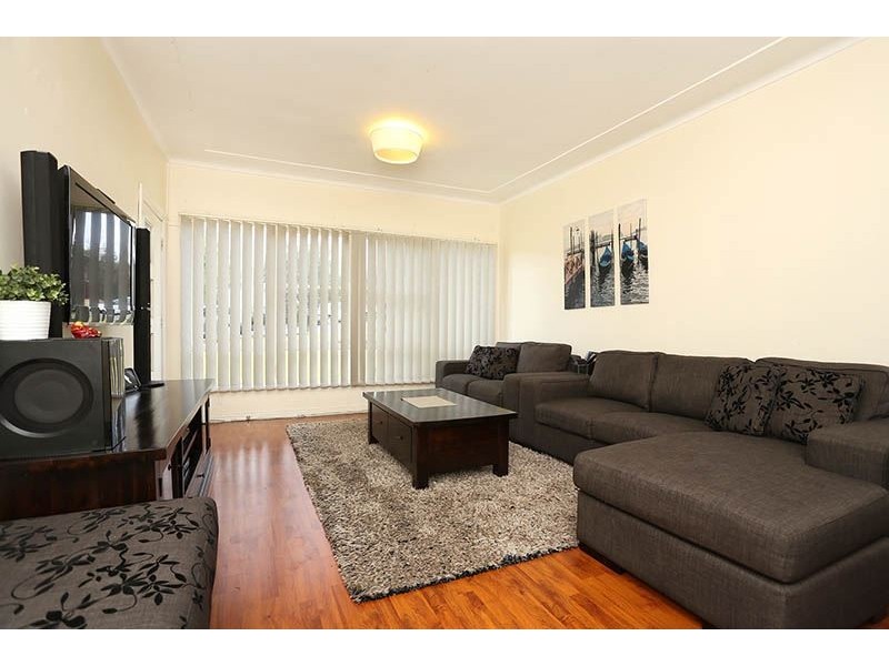 37 Freeman Street, Lalor Park NSW 2147