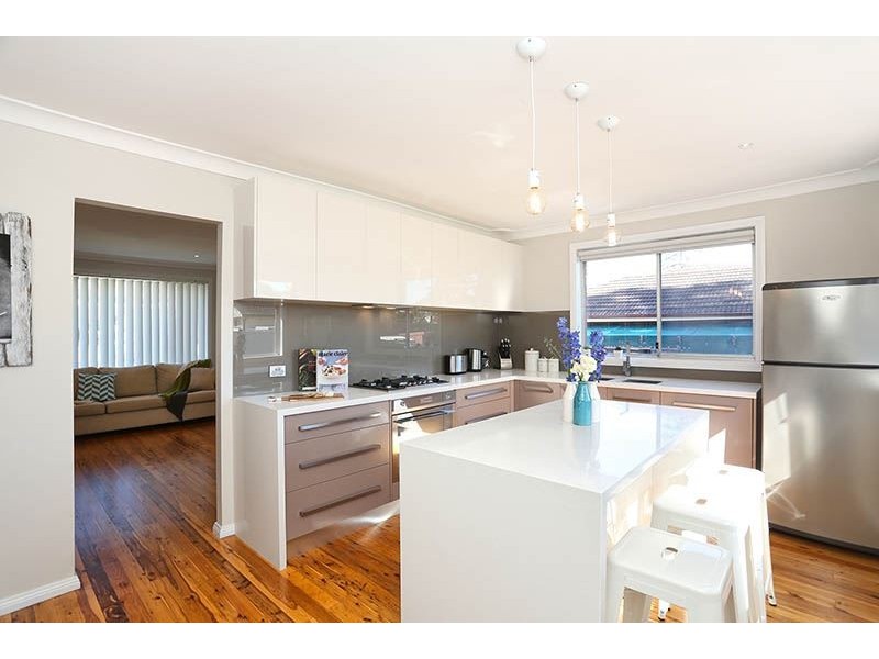 15 Kurrajong Crescent, Blacktown NSW 2148