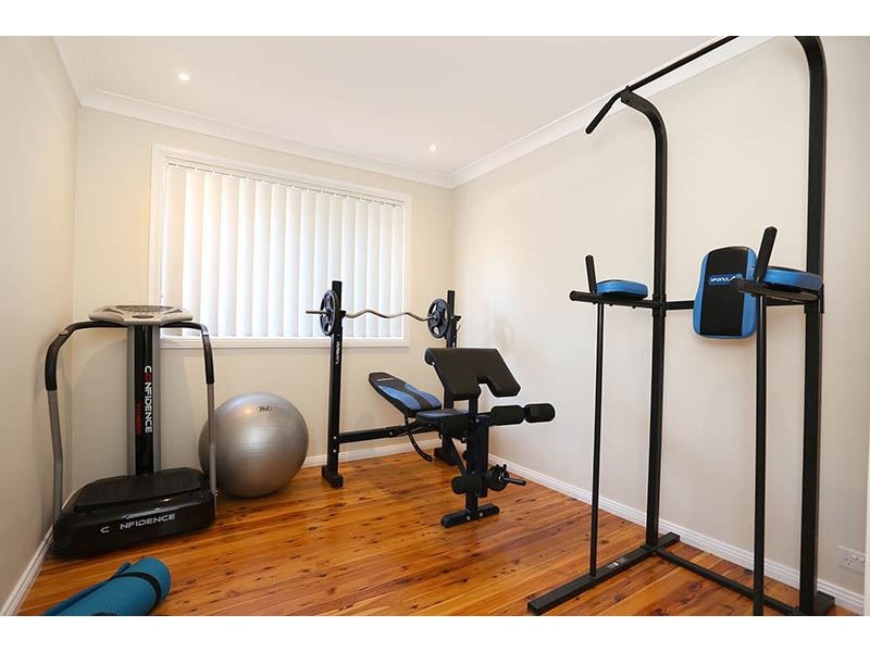 15 Kurrajong Crescent, Blacktown NSW 2148