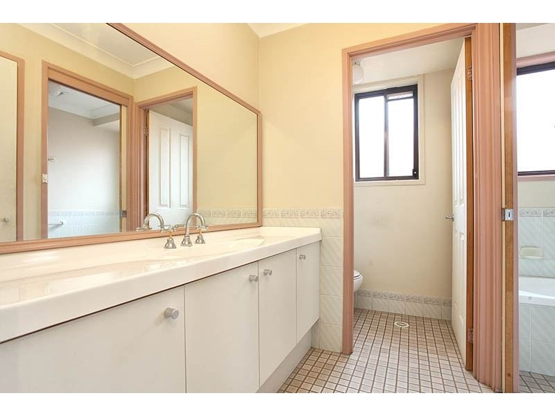 37 Buckwell Drive, Hassall Grove NSW 2761