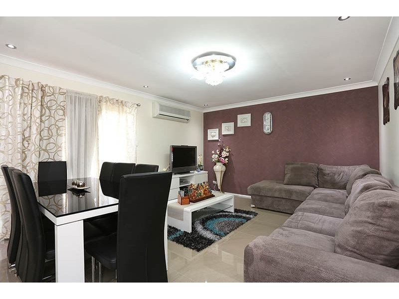 19 Ruckle Place, Doonside NSW 2767