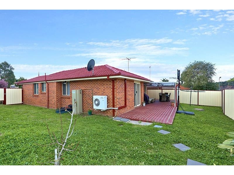 19 Ruckle Place, Doonside NSW 2767