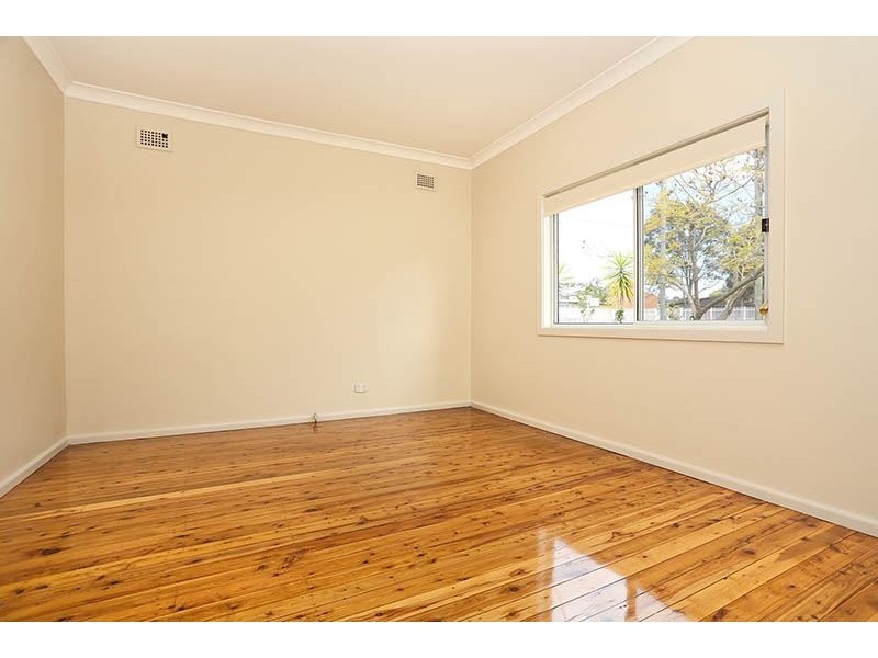 27a Breakfast Road, Marayong NSW 2148