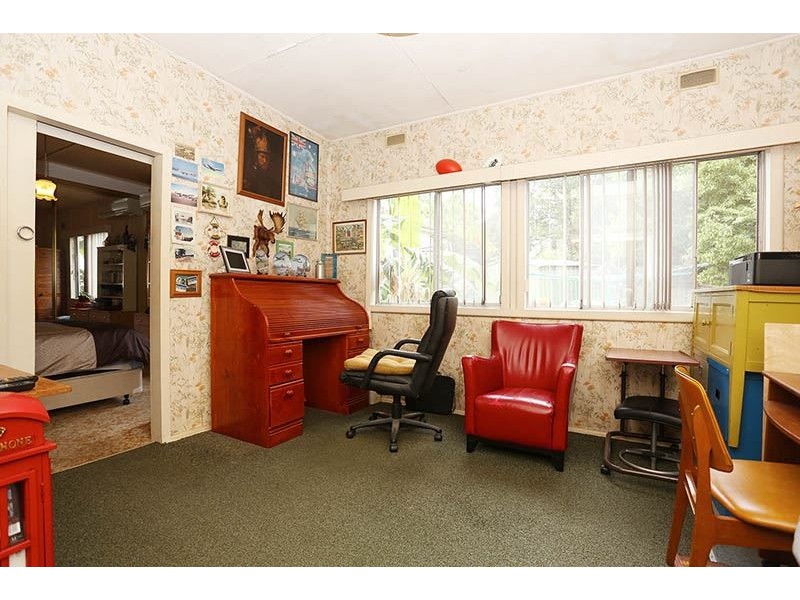 122 Freeman Street, Lalor Park NSW 2147