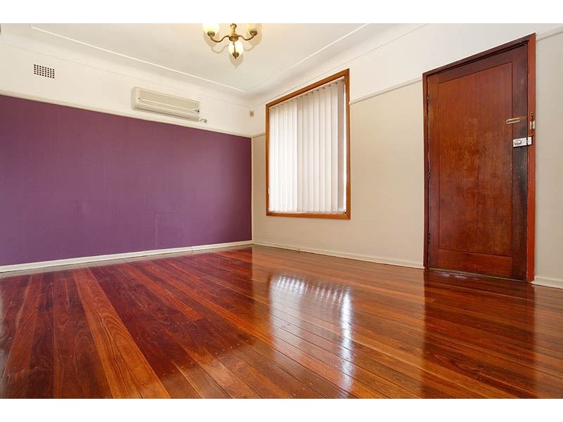 122 Freeman Street, Lalor Park NSW 2147