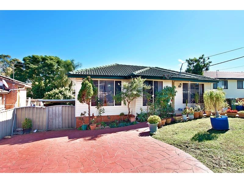 Fairfield West NSW 2165