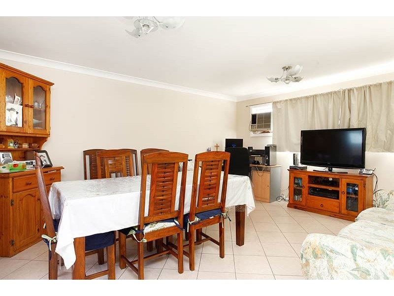 Fairfield West NSW 2165