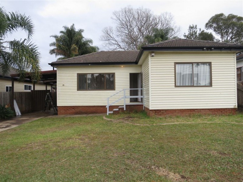 18 Western Crescent, Blacktown NSW 2148