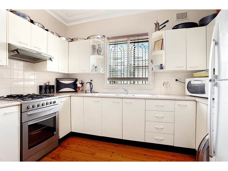 1 Craiglea Street, Guildford NSW 2161