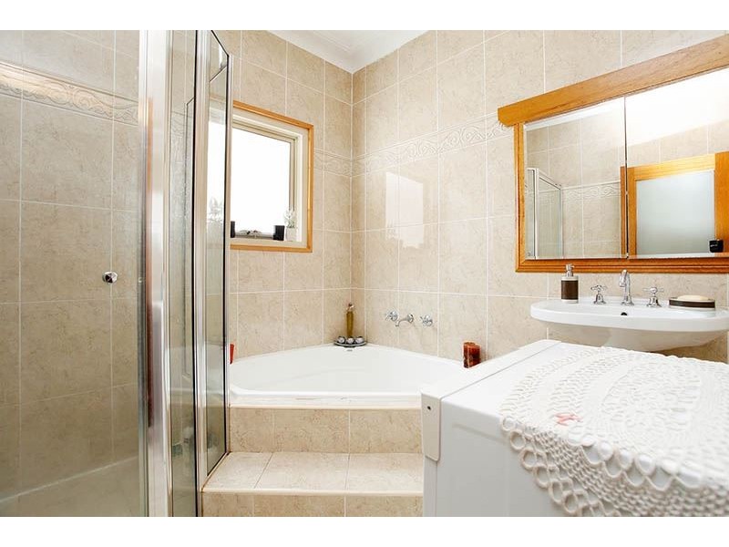 1 Craiglea Street, Guildford NSW 2161