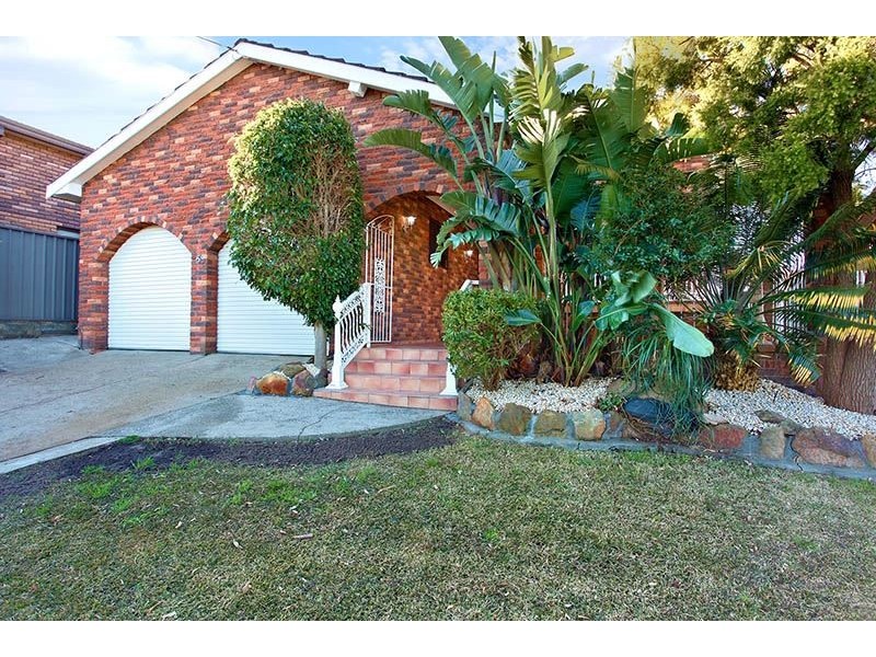 58 Cowley Crescent, Prospect NSW 2148