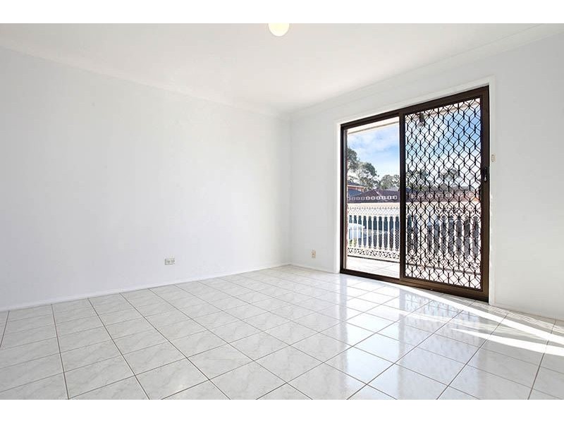 58 Cowley Crescent, Prospect NSW 2148