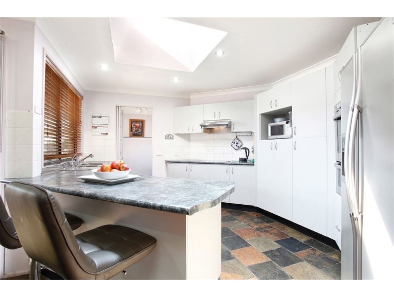 27 Amsterdam Street, Oakhurst NSW 2761