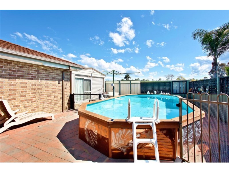 27 Amsterdam Street, Oakhurst NSW 2761