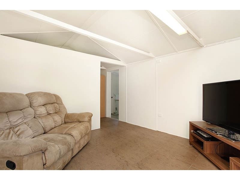 8 Matthew Crescent, Blacktown NSW 2148